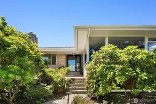 5757 64th Ave NE, Seattle, WA 98105 - Photo 2