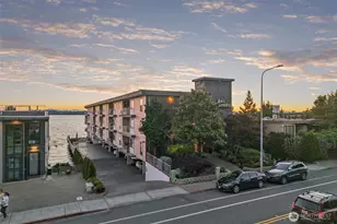 6421 Lake Washington Blvd NE, Kirkland, WA 98033 - Photo 32