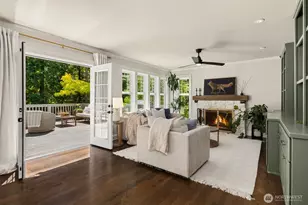 8219 NE New Brooklyn Rd, Bainbridge Island, WA 98110 - Photo 10