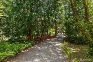 8219 NE New Brooklyn Rd, Bainbridge Island, WA 98110 - Photo 38