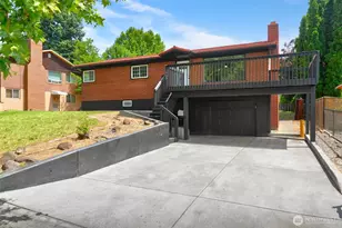 909 S 23rd Ave, Yakima, WA 98902 - Photo 2