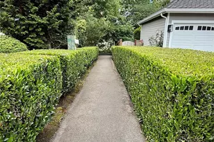 1808 Field Pl NE, Renton, WA 98059 - Photo 32