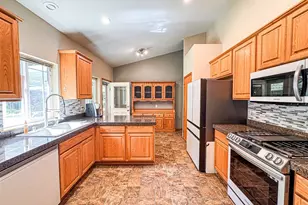 6337 SE Heather Ln, Port Orchard, WA 98366 - Photo 6