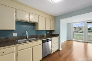 3717 Beach Dr SW, Seattle, WA 98116 - Photo 16
