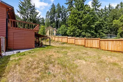 5359 Ruby Place NE, Bainbridge Island, WA 98110 - Photo 38