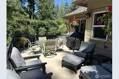 18210 Homeview Drive, Edmonds, WA 98026 - Photo 8
