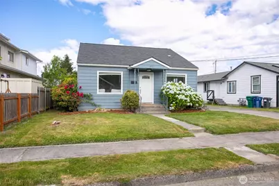 1909 Cleveland Avenue, Mount Vernon, WA 98273 - Photo 1