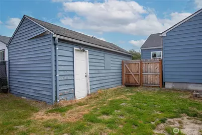 1909 Cleveland Avenue, Mount Vernon, WA 98273 - Photo 24