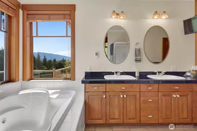 18077 Fox Hollow Lane, Bow, WA 98232 - Photo 26