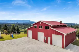 18077 Fox Hollow Ln, Bow, WA 98232 - Photo 12