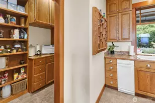 18077 Fox Hollow Ln, Bow, WA 98232 - Photo 22