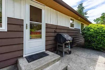 420 S 128th Street, Seattle, WA 98168 - Photo 22