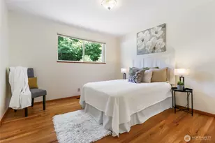 1542 NE 96th St, Seattle, WA 98115 - Photo 10