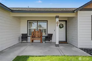 919 N Washington Ct, Moses Lake, WA 98837 - Photo 2