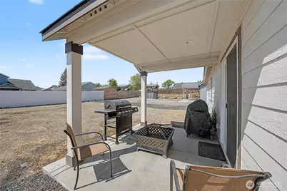 919 N Washington Court, Moses Lake, WA 98837 - Photo 8