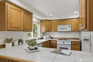 15732 Interlake Ave N, Shoreline, WA 98133 - Photo 18