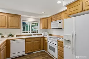 15732 Interlake Ave N, Shoreline, WA 98133 - Photo 20