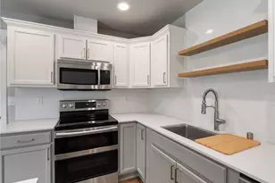 9824 198th St E, Graham, WA 98338 - Photo 10