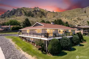 1202 S Hills Dr, Wenatchee, WA 98801 - Photo 1