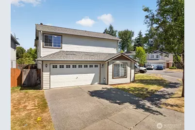 4929 104th Place NE, Marysville, WA 98270 - Photo 2