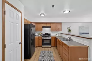 4929 104th Pl NE, Marysville, WA 98270 - Photo 6