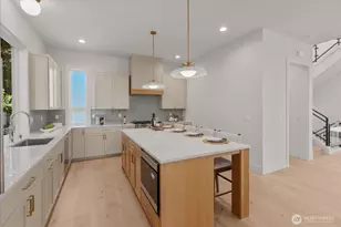5739 25th Ave NE, Seattle, WA 98105 - Photo 16