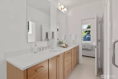 5739 25th Avenue NE, Seattle, WA 98105 - Photo 26