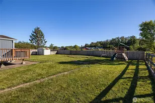 7525 Roblee Dr, Blaine, WA 98230 - Photo 28