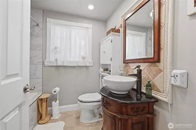 2408 N Greeley Drive, Kelso, WA 98626 - Photo 16