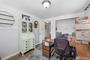 2408 N Greeley Dr, Kelso, WA 98626 - Photo 14