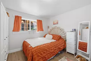 2408 N Greeley Dr, Kelso, WA 98626 - Photo 18
