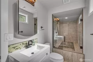 19156 66th Pl NE, Kenmore, WA 98028 - Photo 32