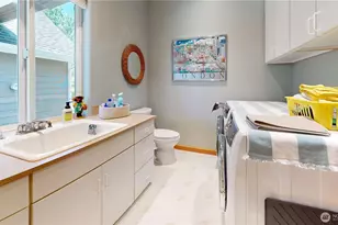 8102 E Perelli Ln, Port Orchard, WA 98366 - Photo 20