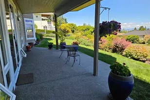 8102 E Perelli Ln, Port Orchard, WA 98366 - Photo 6