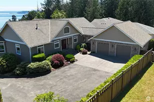 8102 E Perelli Ln, Port Orchard, WA 98366 - Photo 2