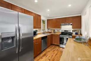 14011 98th Ave NE, Kirkland, WA 98034 - Photo 14