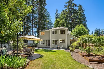 647 Edmonds Way, Edmonds, WA 98020 - Photo 30