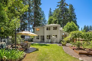 647 Edmonds Way, Edmonds, WA 98020 - Photo 30
