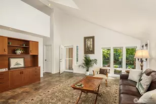 647 Edmonds Way, Edmonds, WA 98020 - Photo 6