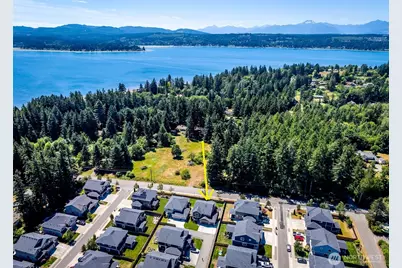 787 NW Dresden Court, Bremerton, WA 98311 - Photo 32