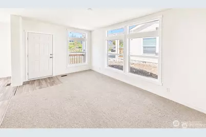 2073 Timber Street #35, Enumclaw, WA 98022 - Photo 2