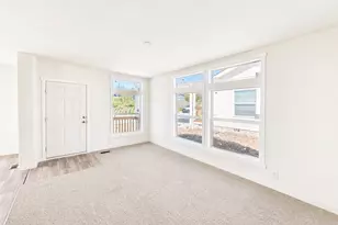 2073 Timber St, Enumclaw, WA 98022 - Photo 2