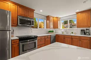 709 Maple St, Edmonds, WA 98020 - Photo 36