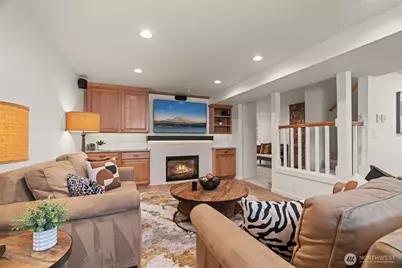 709 Maple Street, Edmonds, WA 98020 - Photo 34