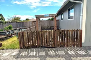 17930 Iris Pl SW, Rochester, WA 98579 - Photo 18