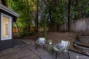 1010 106th Ave SE, Bellevue, WA 98004 - Photo 36