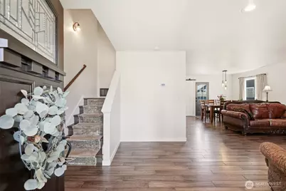 227 S Macleod Avenue, Arlington, WA 98223 - Photo 6