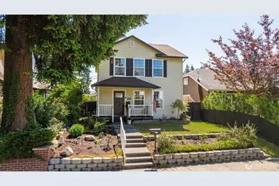 227 S Macleod Avenue, Arlington, WA 98223 - Photo 2