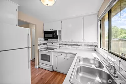 15205 Grant Avenue SW, Lakewood, WA 98498 - Photo 8
