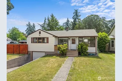 15205 Grant Avenue SW, Lakewood, WA 98498 - Photo 2